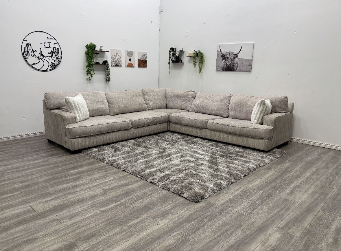 Rawcliff Sectional Couch - Free Delivery