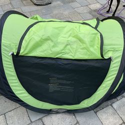 Kid Co Pea Pod Plus Pop Up Sleeping Tent