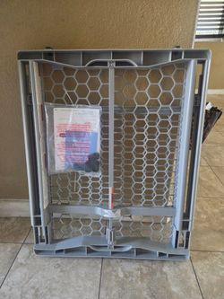 Baby gate