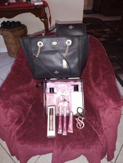 Christmas Coach Purse Bundle 