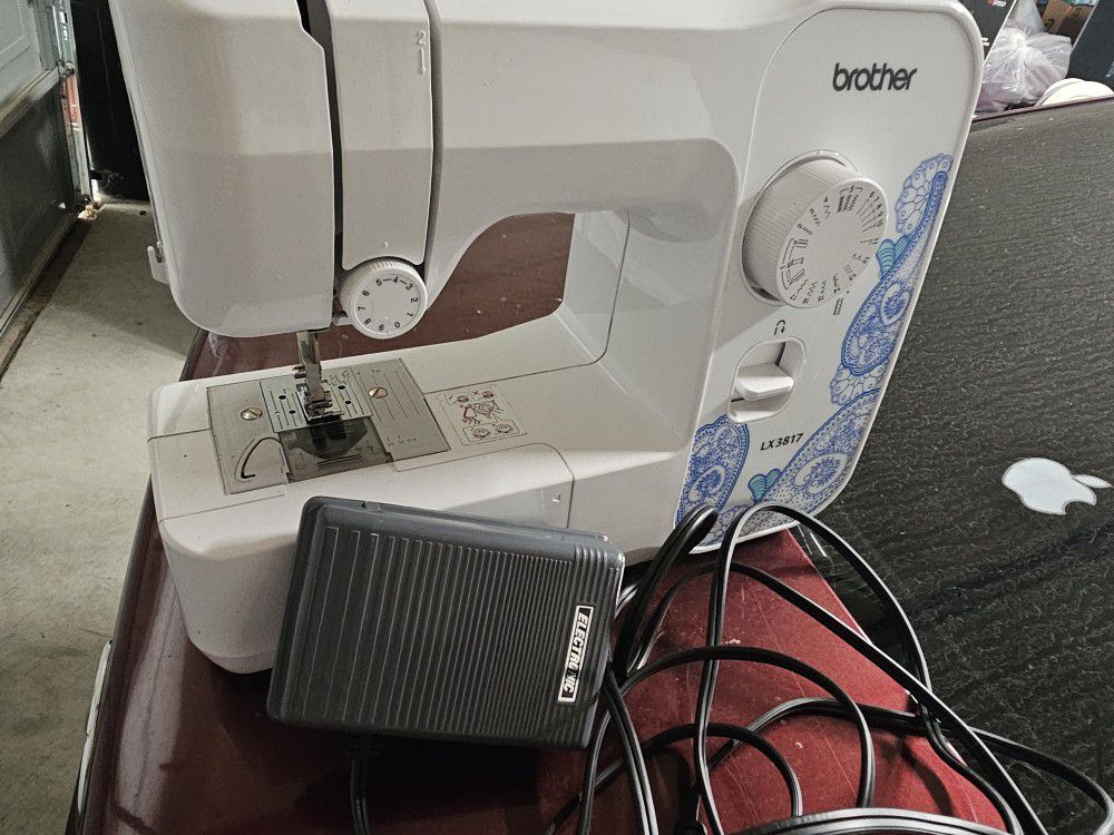 Brother LX3817 17-Stitch Portable Full-Size Sewing.Machine, White for Sale  in Tacoma, WA - OfferUp