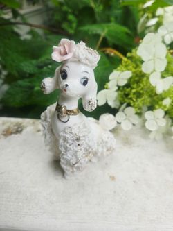 Mid-century Spaghetti Poodle Figurine (Read)