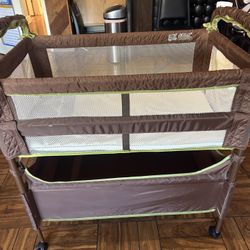 Arm’s Reach Co-Sleeper Crib