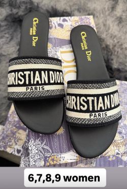 Dior woman’s sandals