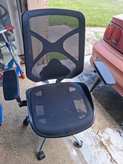 Black office Chair