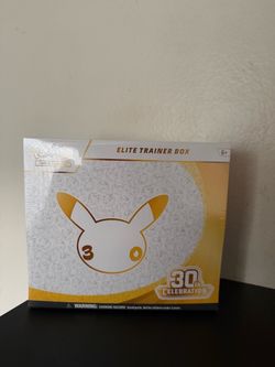 Pokémon 30th anniversary elite trainer box