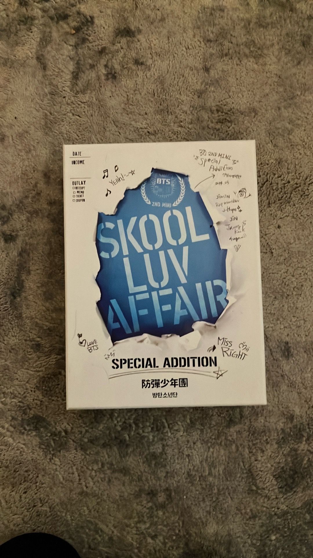 BTS full collectors album, Skool Luv Affair, special edition