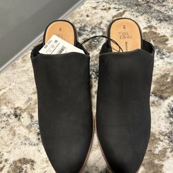 Women’s Shoes