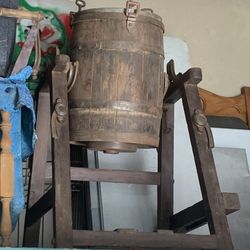 Vintage Wine Maker