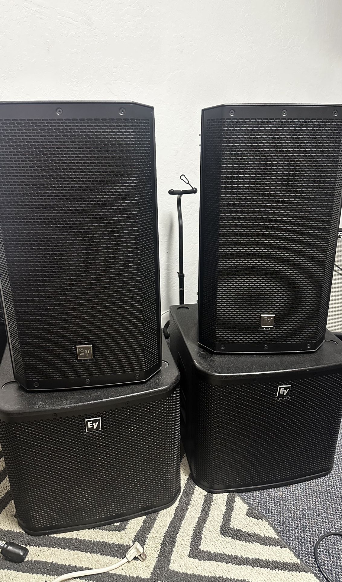 🎧 FOR SALE: EV ZLX-12P & ZXA1 Subwoofer Bundle