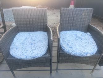 2 outdoor chairs
