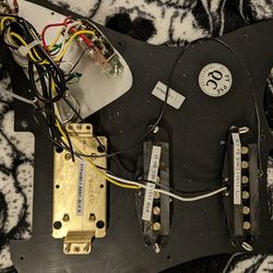 Stratocaster loaded pickguard