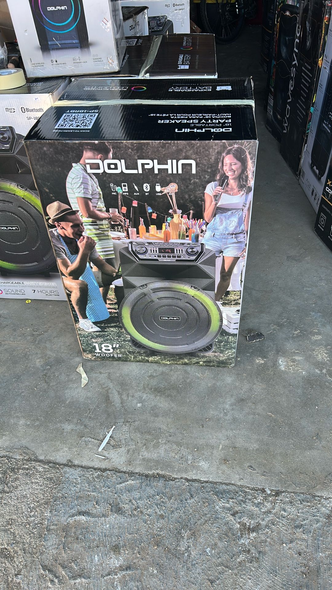 Bocinas Dolphin, 18 pulgadas