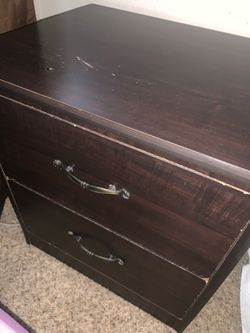 Dresser’s set $20