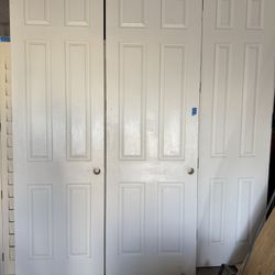 Multiple Sized Doors 