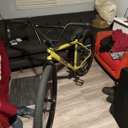 Throne 29er (trades or offers)