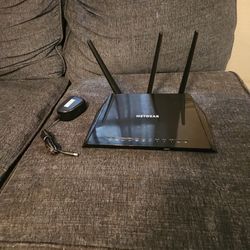 Net gear Nighthawk AC 2600 WiFi Router