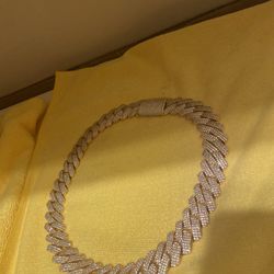 Icy Necklace 
