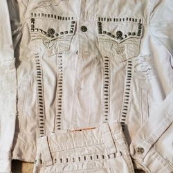 Rock Revival White Denim Jean Outfit 