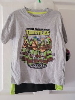 Boy's Teenage Mutant Ninja Turtles Graphic Tee & Shorts 2pc Outfit 
$5 (One Available In Size 5/6)