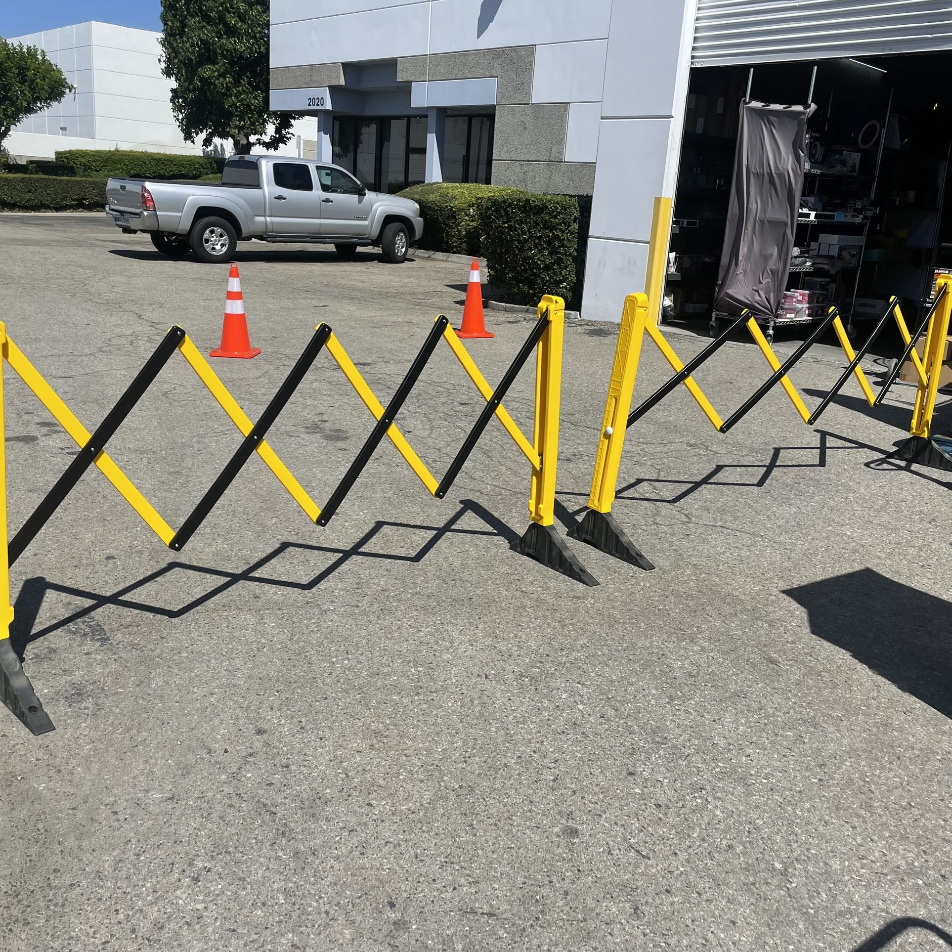 2 Gates - 9 Feet x 3.25 Feet Expandable Gate