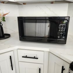 HAMILTON BEACH Countertop Microwave Oven 1500W