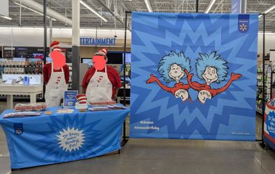 Dr. Seuss  Banner And Stand, Tablecloth, Coloring Books, Crayons