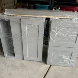 Brand New Shaker Gray Kitchen Cabinets Worth $2,500