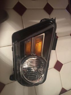 2012 ford mustang headlight left side