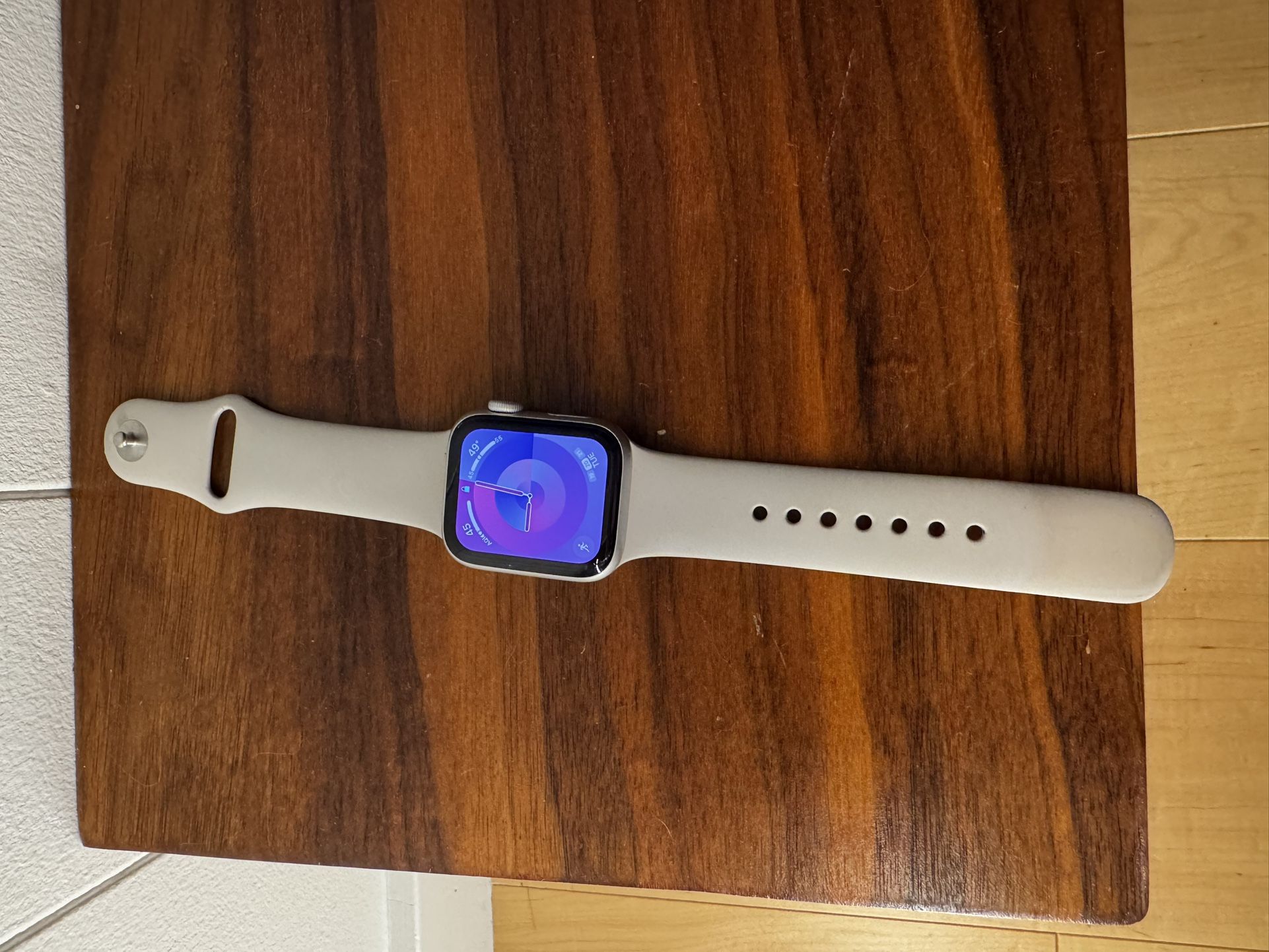 40mm Apple Watch 5 GPS Only
