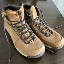 Brown High-Top Hiking Boots; Used-Like New