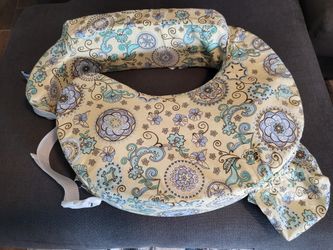 My Breast Friend nursing pillow+extra cover