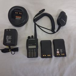 Motorola EX600 XLS Radio UHF 450-520mhz