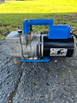 Cool vacuum pump 6cfm good condition