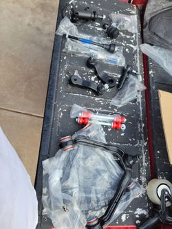 1999---2007 Chevy Silverado, Tahoe / GMC Sierra, Yukon   13 Piece performance polyurethane  Front Suspension Rebuild