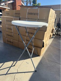 Cocktail table
