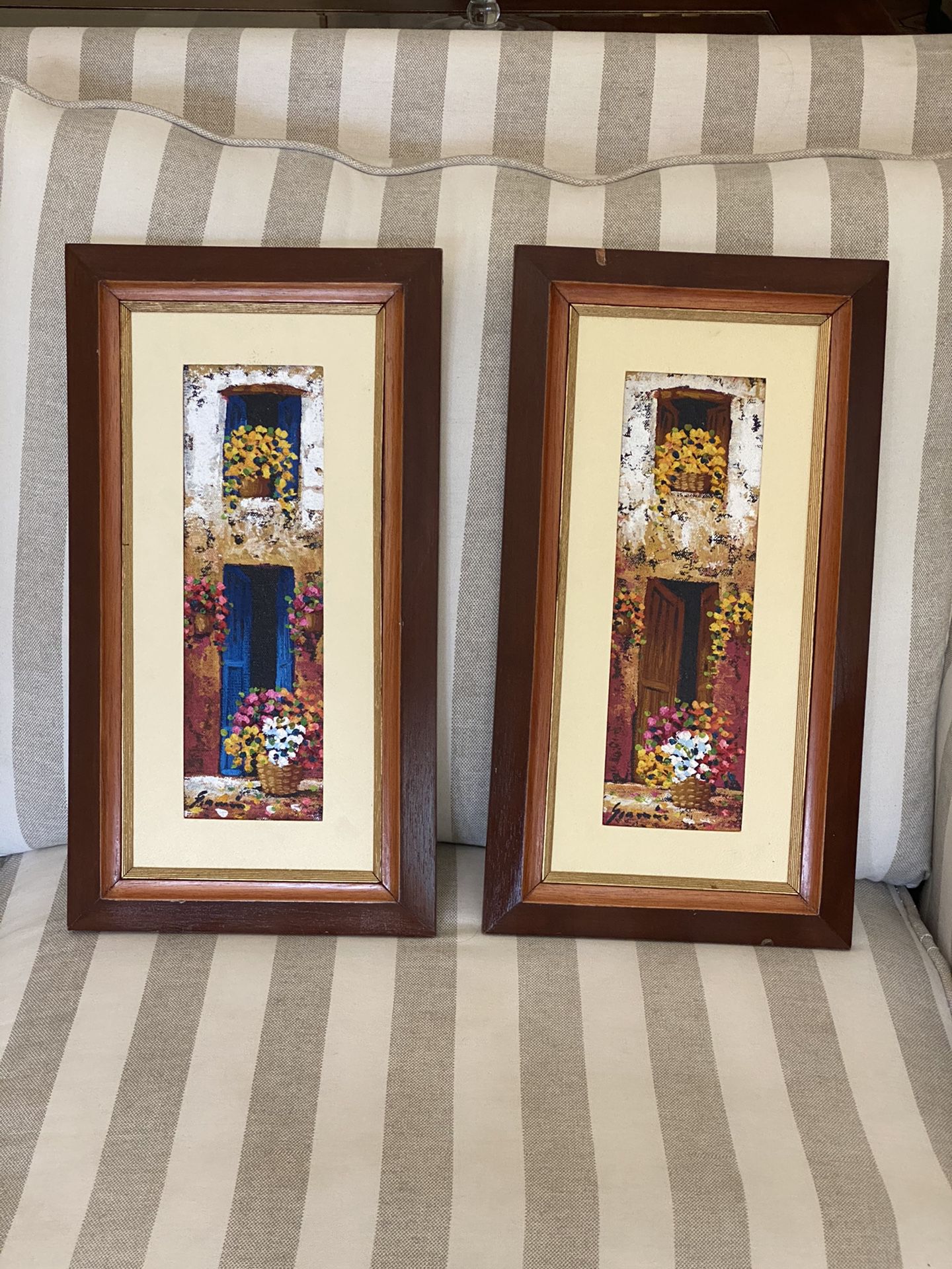 Set of two oil painting with wooden frame