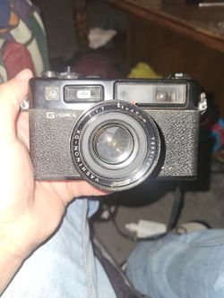 Vintage Yashica Electrro 35 Camera