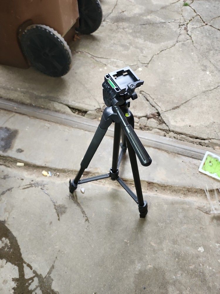 Sunpak5858DLX tripod