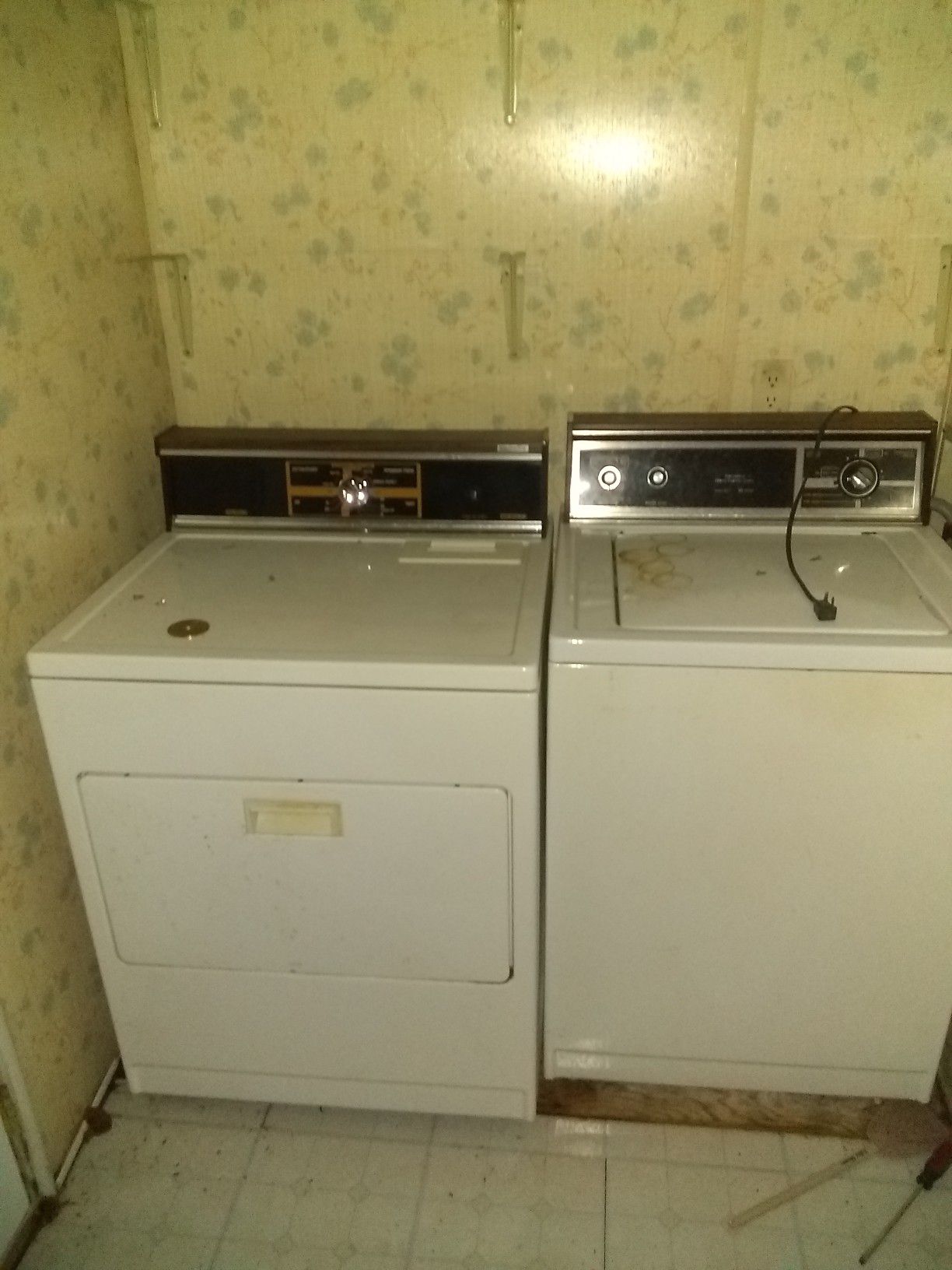 Kinmore washer an dryer