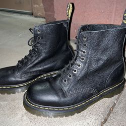 Dr. Martens AirWair Bouncing Soles Boots Size 12 (Excellent Condition/$60)