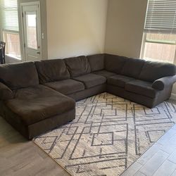 **Price Reduced!!** Ashley Furniture Sectional Couch - FREE DELIVERY WITH FULL PRICE!