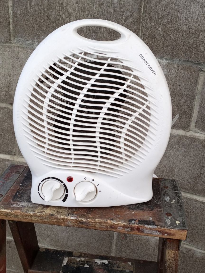 Small 1500 Watt Heat