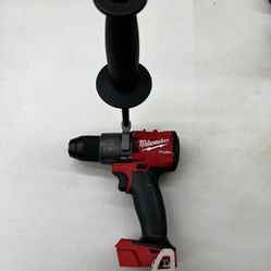 Taladro Milwakee M-18 Fuel
