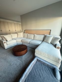 Sectional couch