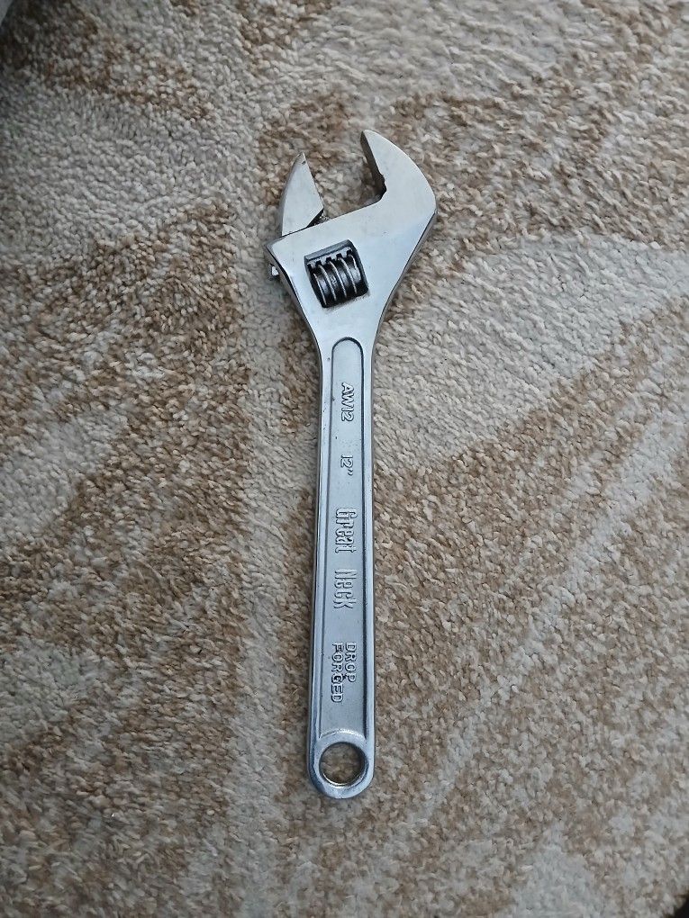 8 Inch Crescent Wrench