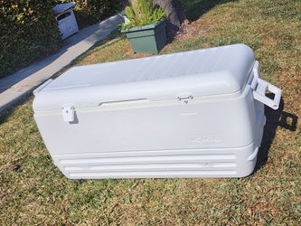 IGLOO Cooler