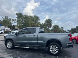 2020 Chevrolet Silverado HD  Custom