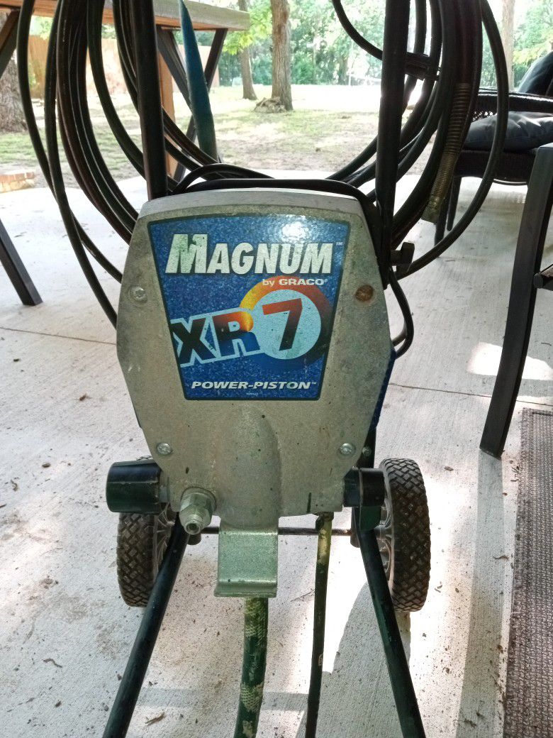 Magnum XR 7 Power-Piston Spray Rig
