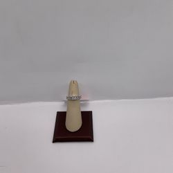 Ladies Engagement Ring 